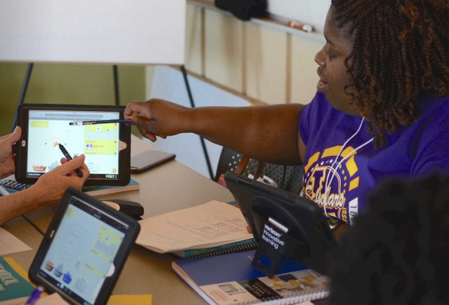 Photo of teacher using PhET in a classroom